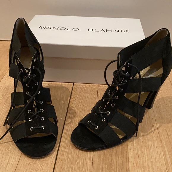Manolo Blahnik Black Heels - Picture 1 of 2